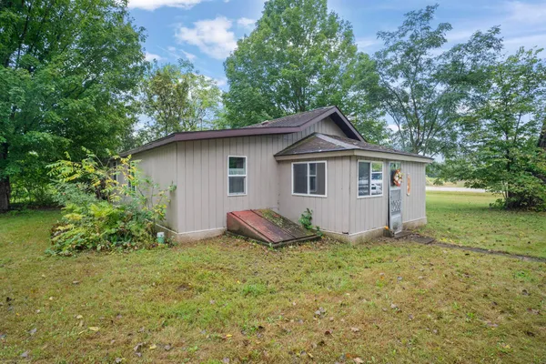 $199,000 | W9336 State Highway, Pepin, WI 54759