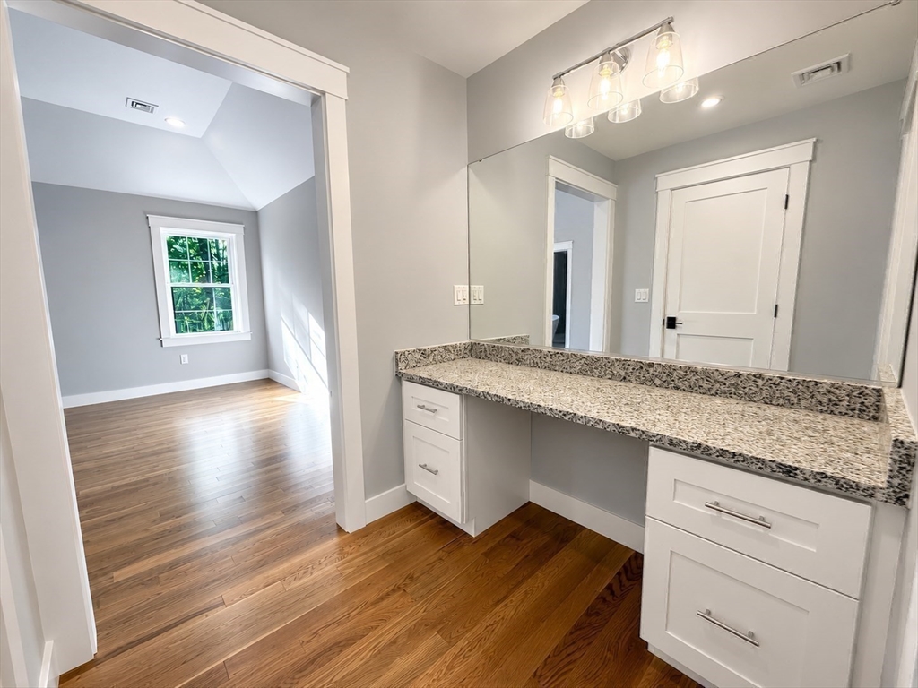 17 Longhill Road Franklin, MA 02038 - Photo 21 of 41