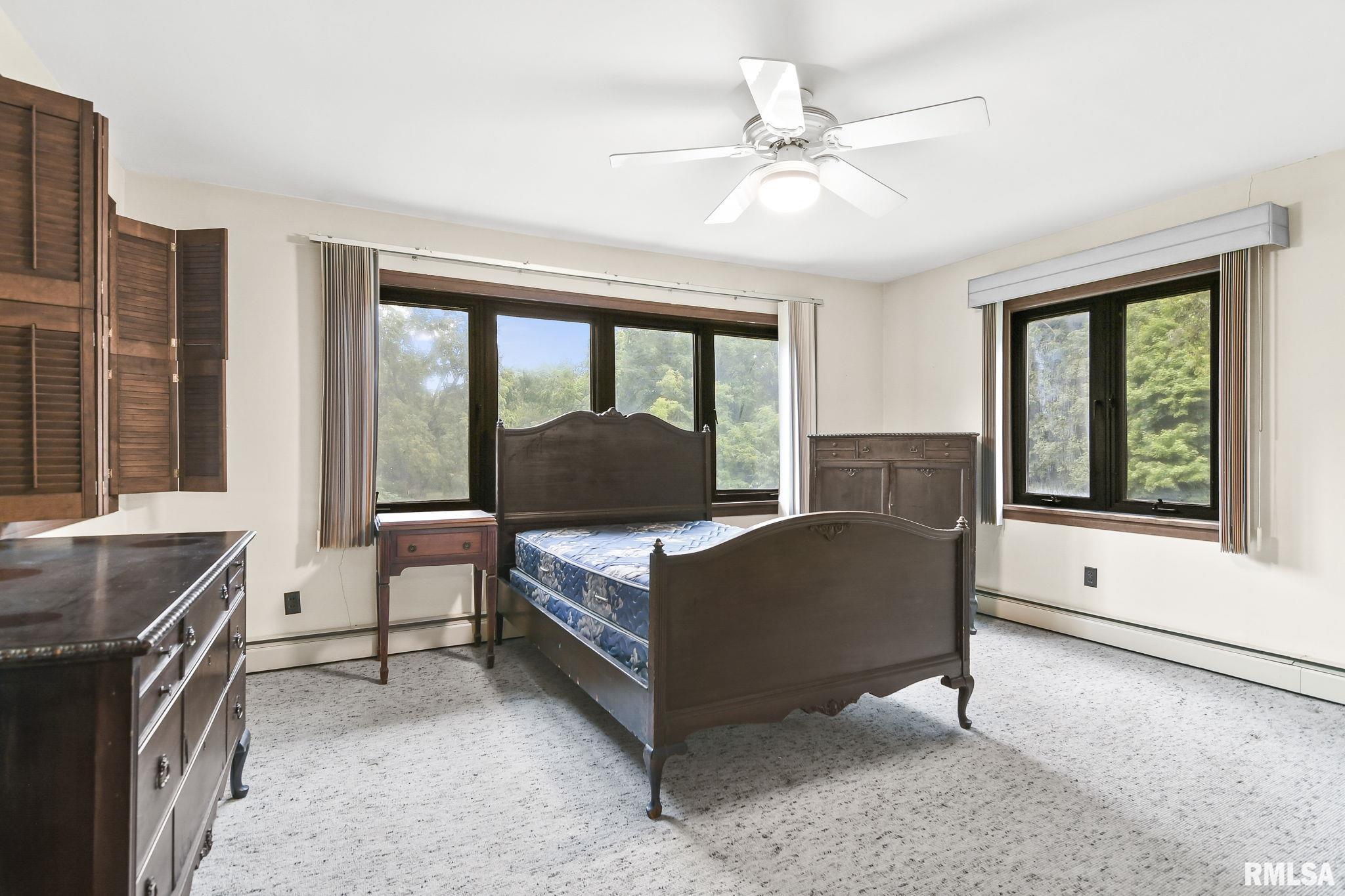 11881 Sherman Road Buffalo, IL 62515 - Photo 25 of 35 Gallery Image 25