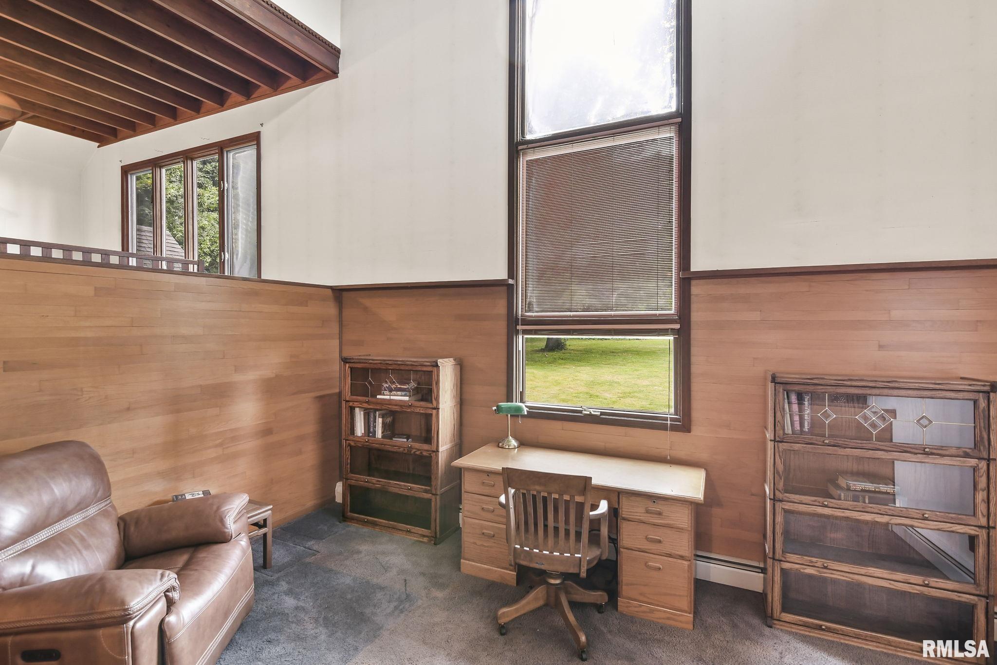 11881 Sherman Road Buffalo, IL 62515 - Photo 7 of 35 Gallery Image 7