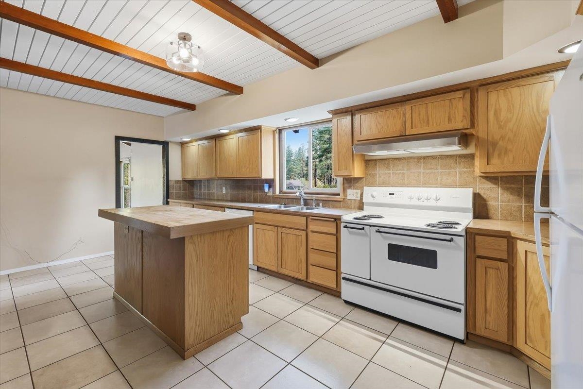 20112 South Short Road Cheney, WA 99004 - Photo 18 of 50