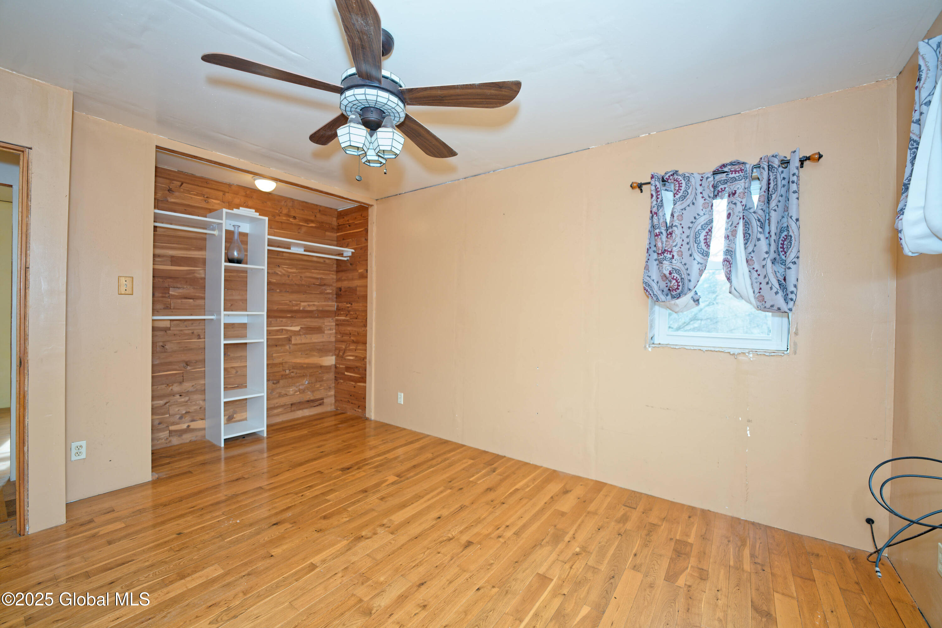 197 Dorn Road Amsterdam, NY 12010 - Photo 19 of 36 5 Bedroom 1