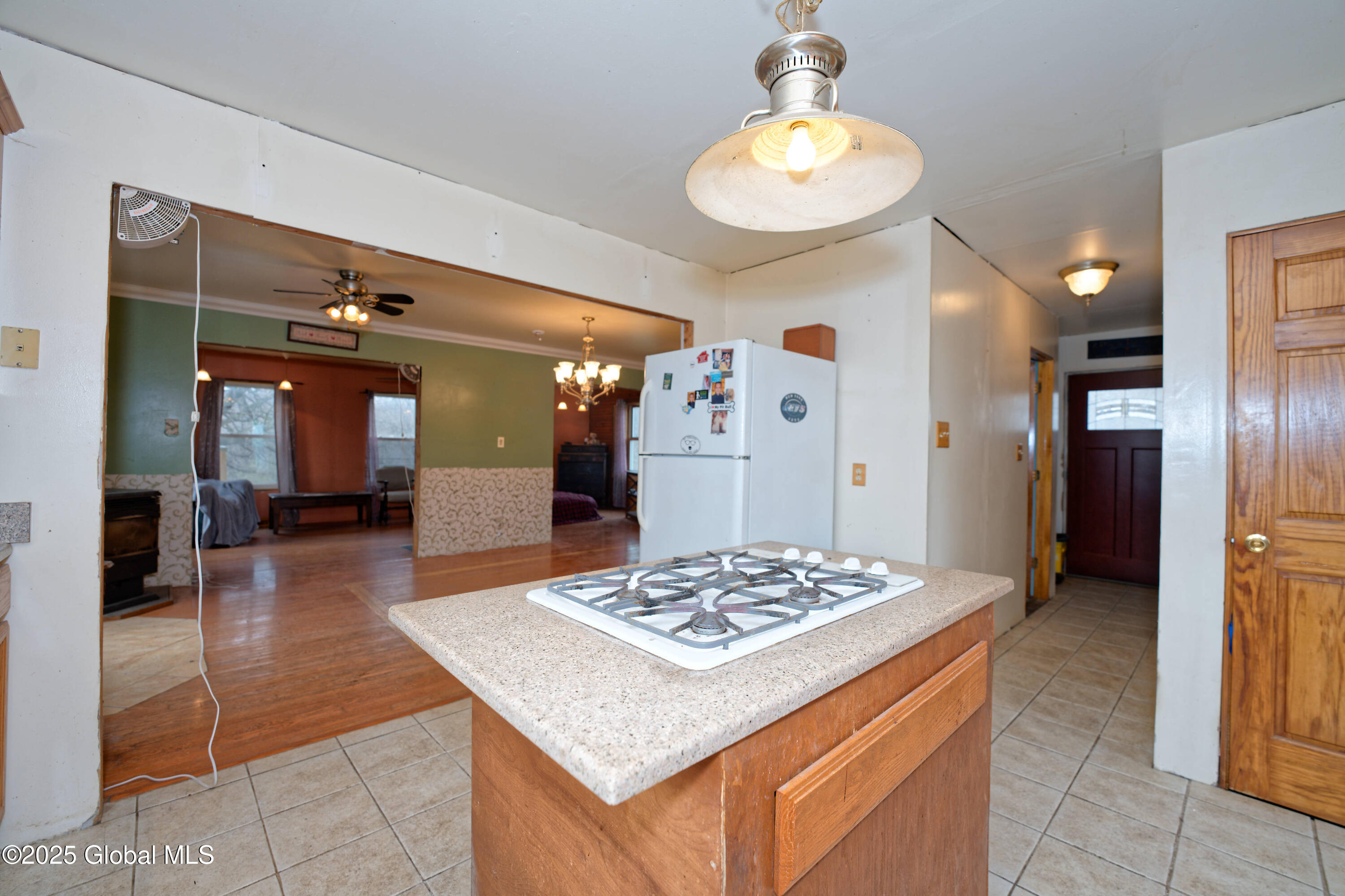 197 Dorn Road Amsterdam, NY 12010 - Photo 8 of 36 2 Kitchen 4