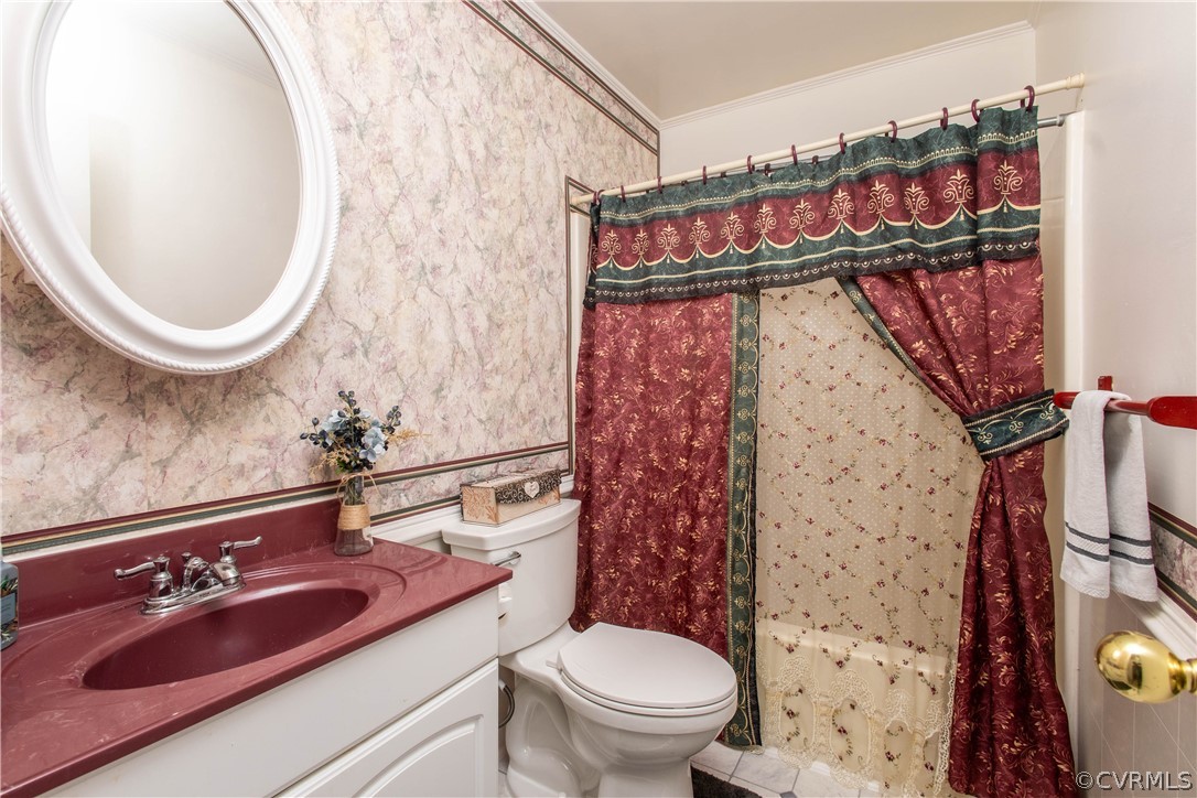 10225 Ridgerun Road Chesterfield, VA 23832 - Photo 20 of 33 a bathroom with a sink a toilet and a mirror
