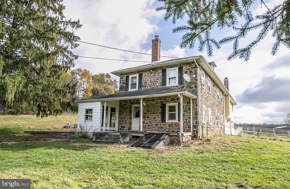 704 Kulp Road Perkiomenville, PA 18074 - Photo 2 of 26 Gallery Image 2