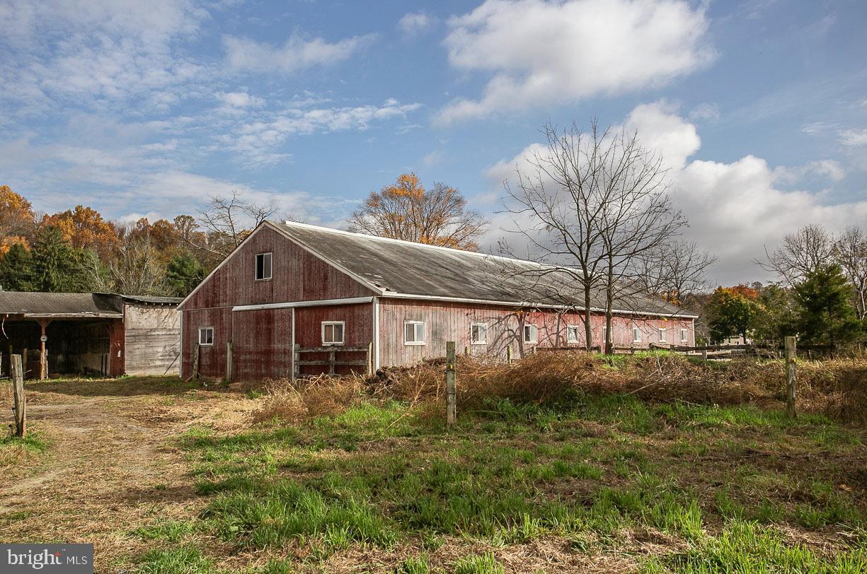 704 Kulp Road Perkiomenville, PA 18074 - Photo 3 of 26 Gallery Image 3