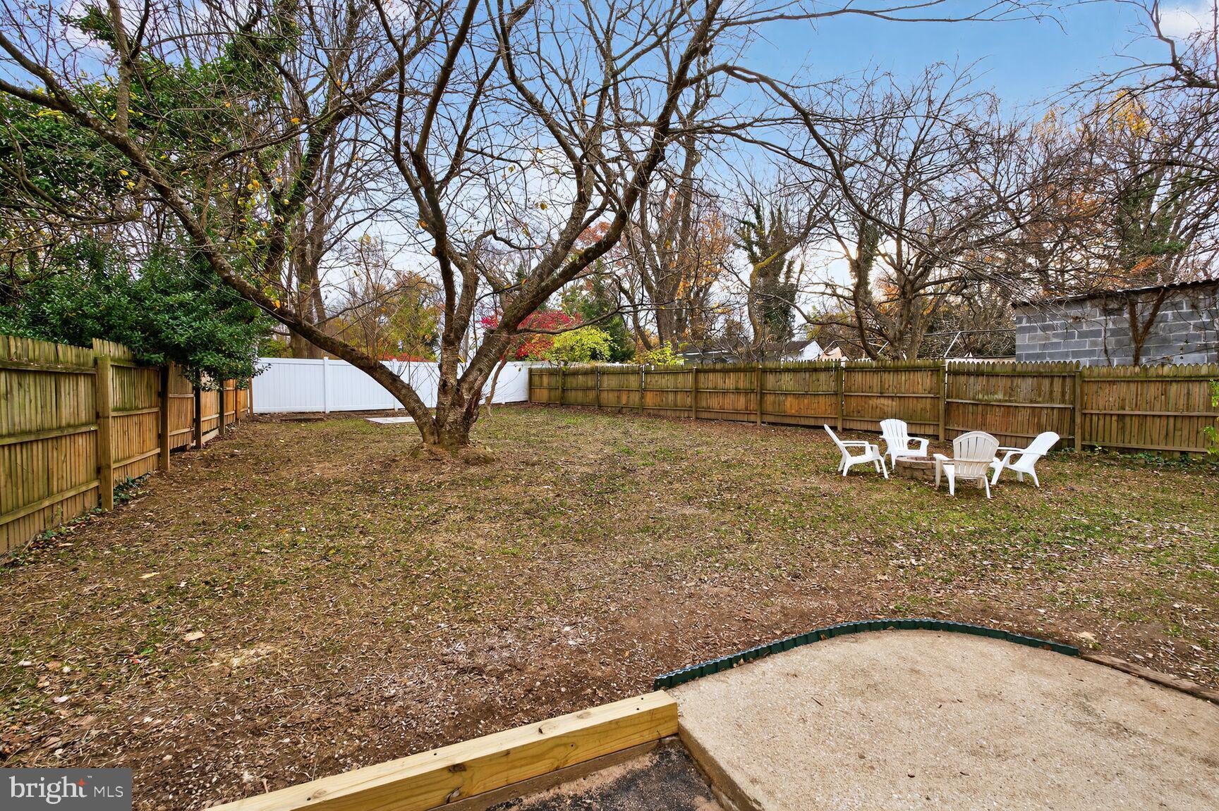 10238 Capitol View Avenue Silver Spring, MD 20910 - Photo 17 of 25 FENCED IN FLAT BACK YARD