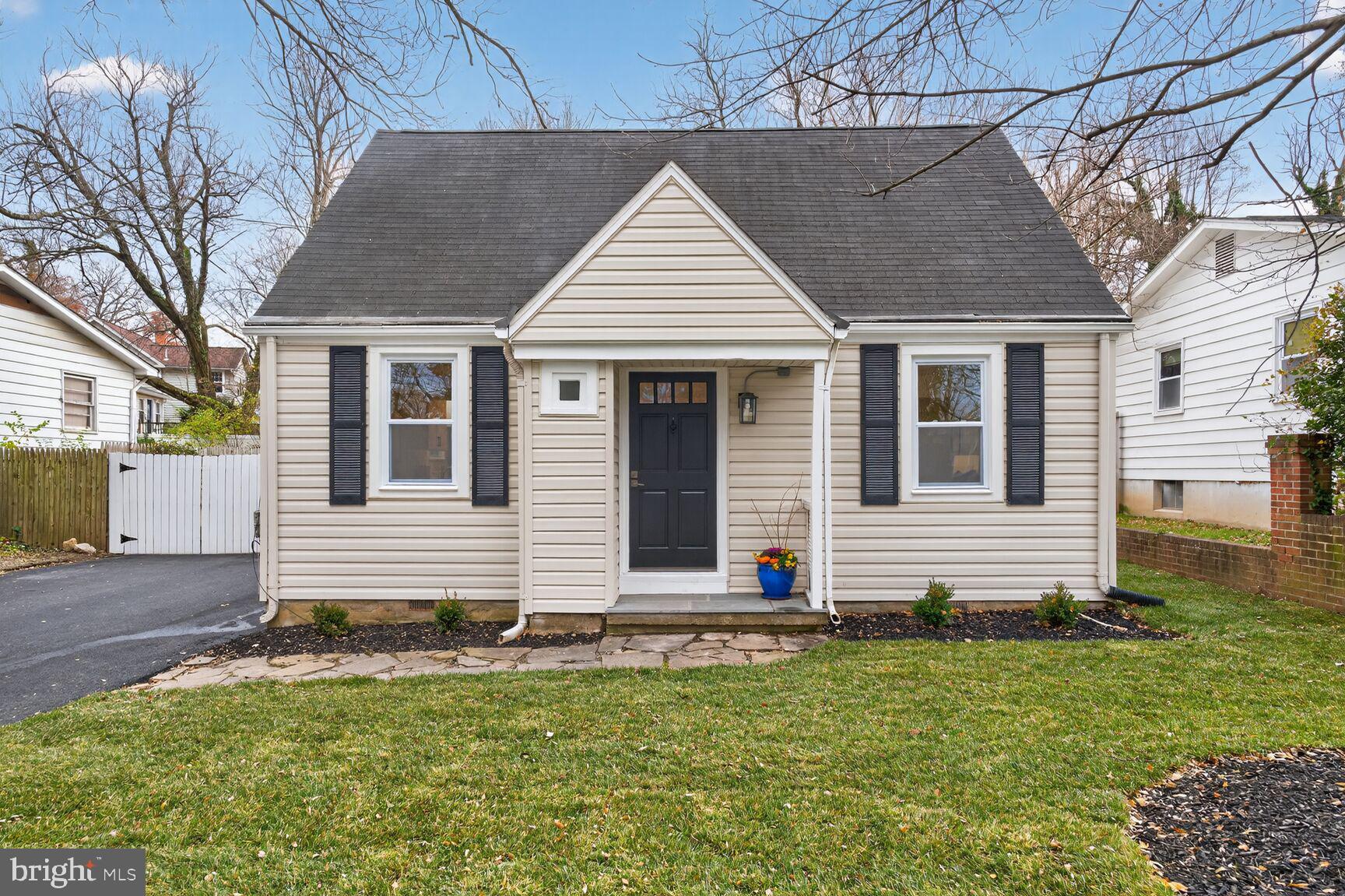 10238 Capitol View Avenue Silver Spring, MD 20910 - Photo 2 of 25 STEP INTO THIS CHARMING RENOVATED CAPE COD HOME!