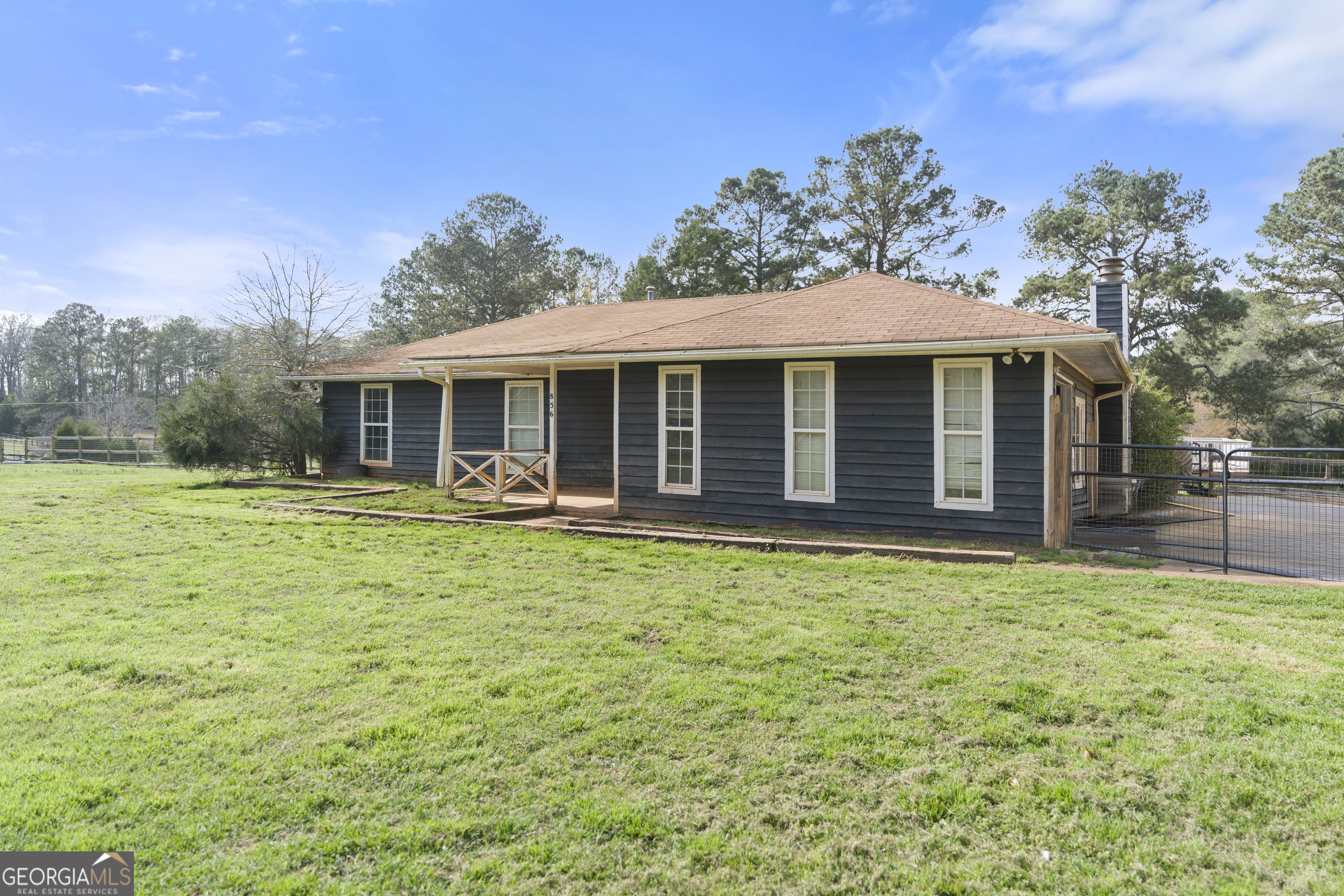 856 Colwell Road Jackson, GA 30233 - Photo 2 of 36