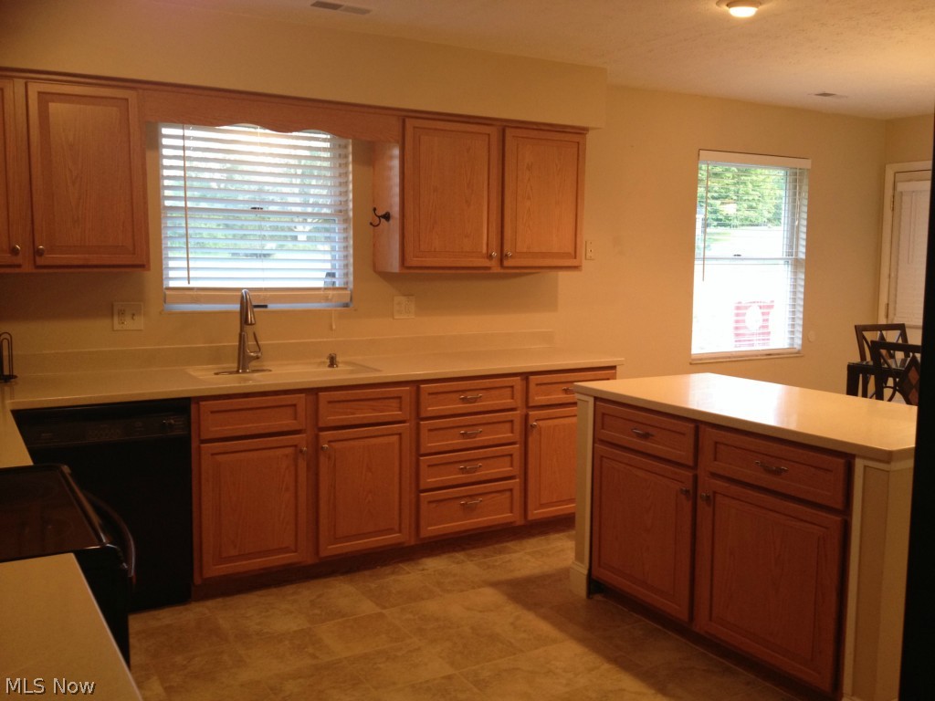 3651 Nichols Road Medina, OH 44256 - Photo 6 of 17
