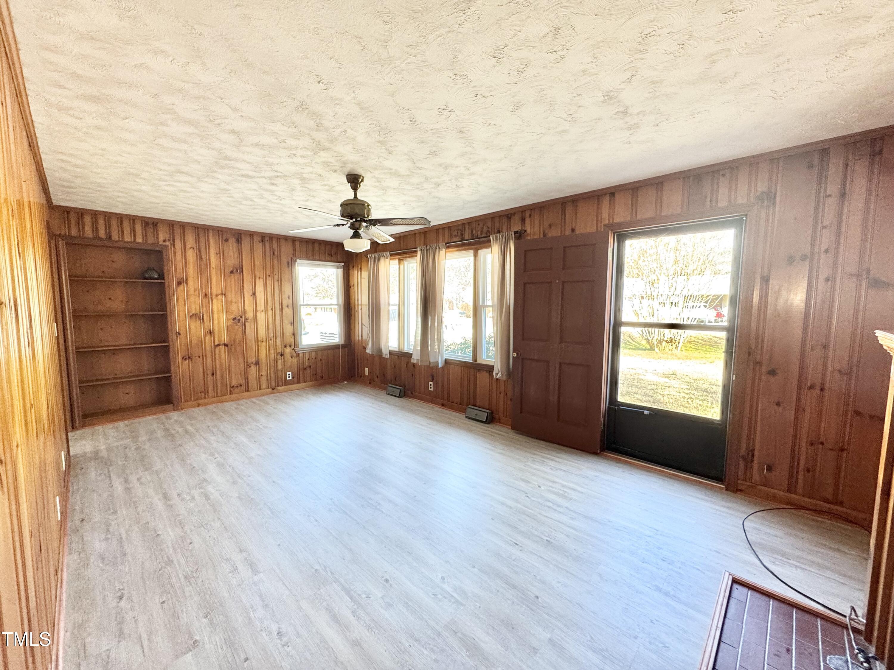 764 Providence Road Roxboro, NC 27573 - Photo 5 of 21 IMG_1059