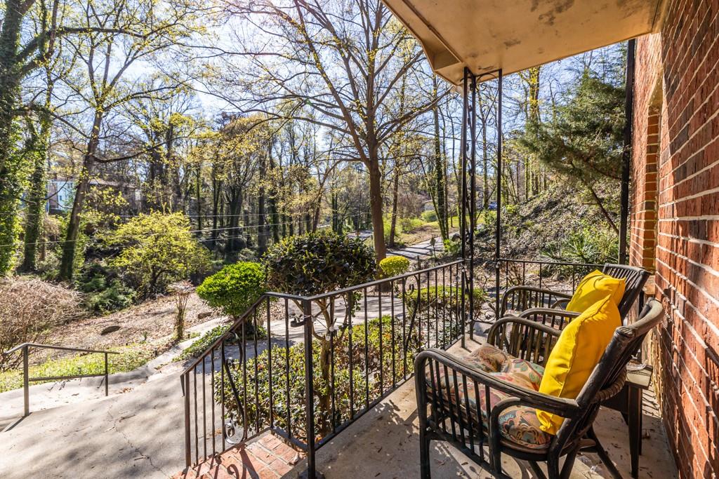 1570 Spring Lane Northwest, Unit A Atlanta, GA 30314 - Photo 2 of 26