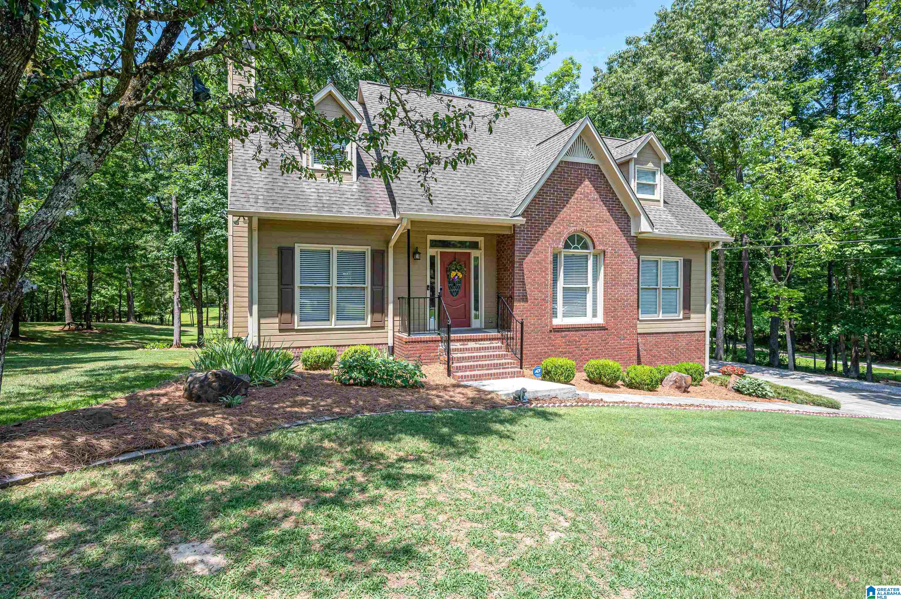 290 Baron Drive Chelsea, AL 35043 - Photo 2 of 59
