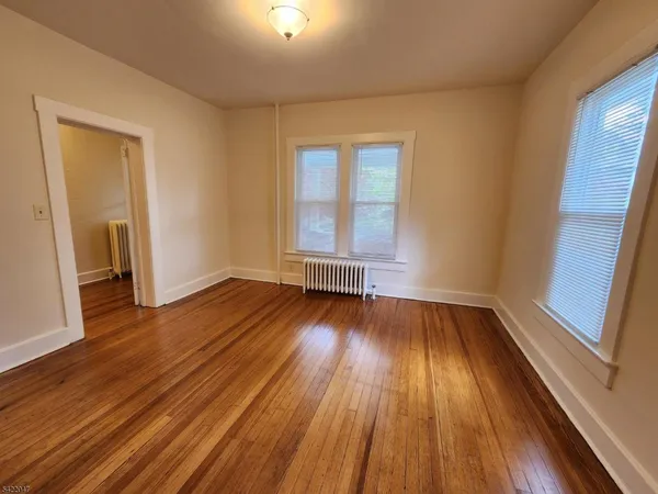 $3,000 | 17 Mountain View Place, Unit 1, Montclair, NJ 07042