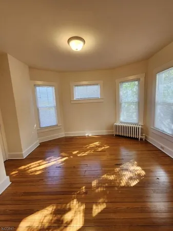 $3,000 | 17 Mountain View Place, Unit 1, Montclair, NJ 07042