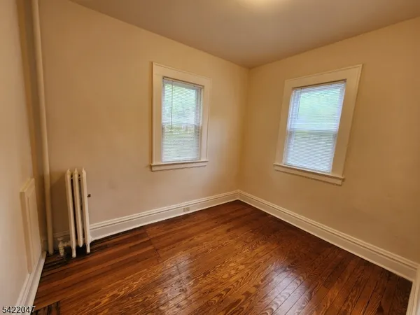 $3,000 | 17 Mountain View Place, Unit 1, Montclair, NJ 07042