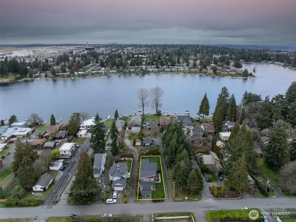 $879,000 | 3532 South 198th Street, SeaTac, WA 98188