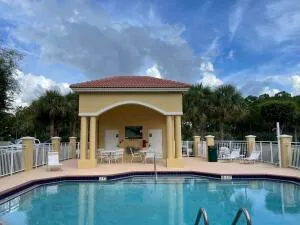 $2,300 | 5135 Southeast Mariner Garden Circle, Stuart, FL 34997