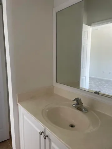 $2,300 | 5135 Southeast Mariner Garden Circle, Stuart, FL 34997