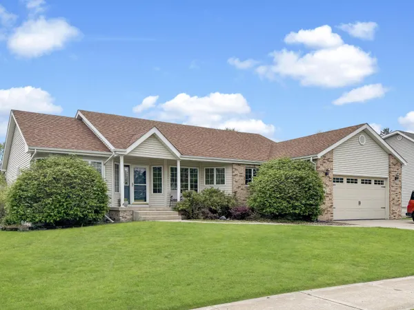 $350,000 | 3737 Jewett Avenue, Highland, IN 46322