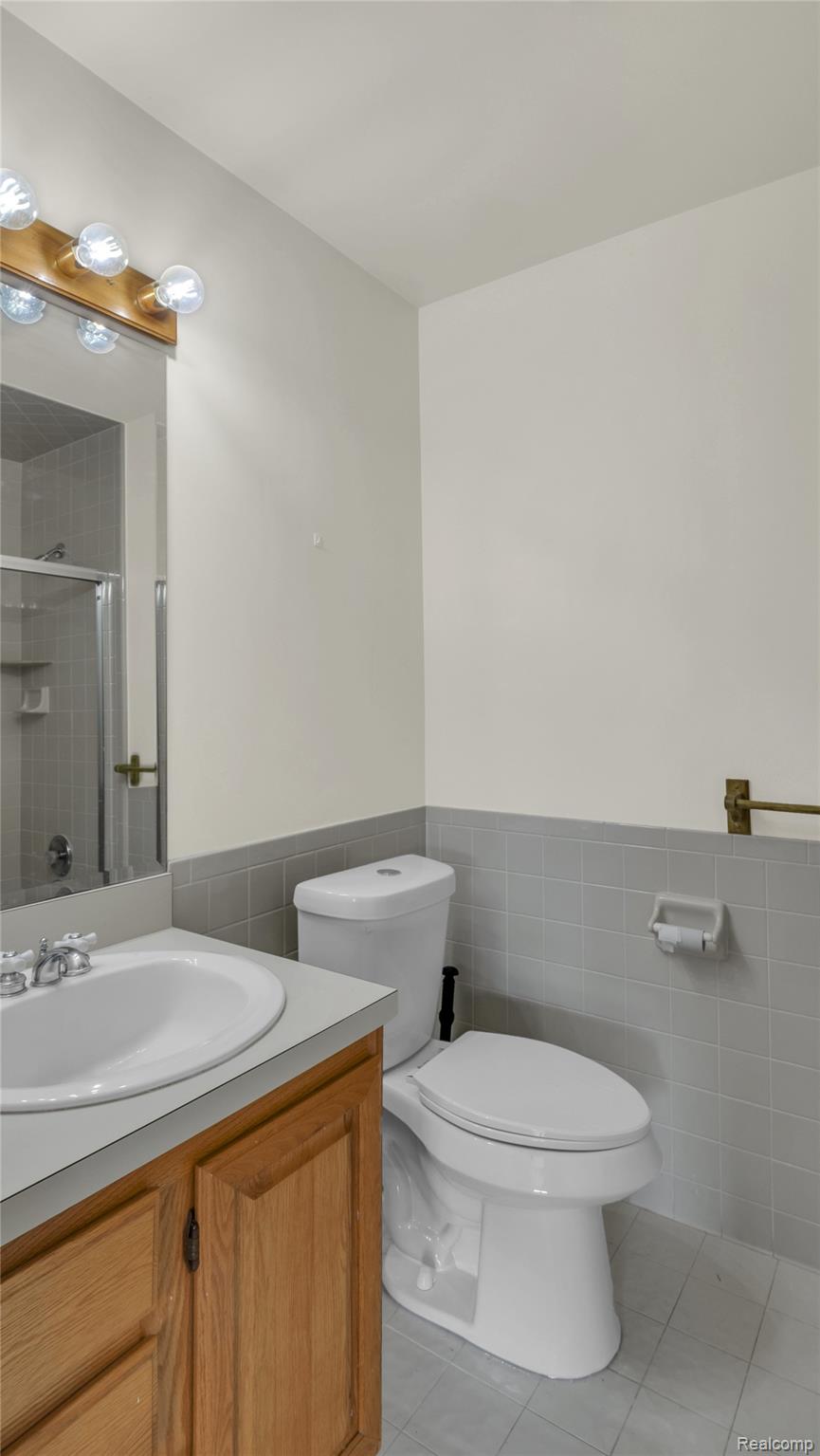 5050 Burton Road Capac, MI 48014 - Photo 22 of 94 024-019-5050-burton-road-mussey-township-mi-finish-005.jpg