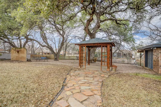 $2,199 | 5303 Shady Oak Circle, Unit A, Kingsland, TX 78639