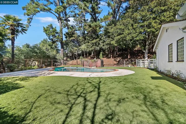 $1,399,000 | 3 Monroe Court, Orinda, CA 94563