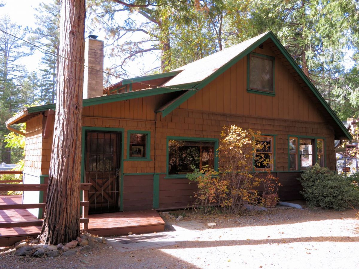 25225 Palomar Road Idyllwild, CA 92549 - Photo 3 of 17 a front view of a house