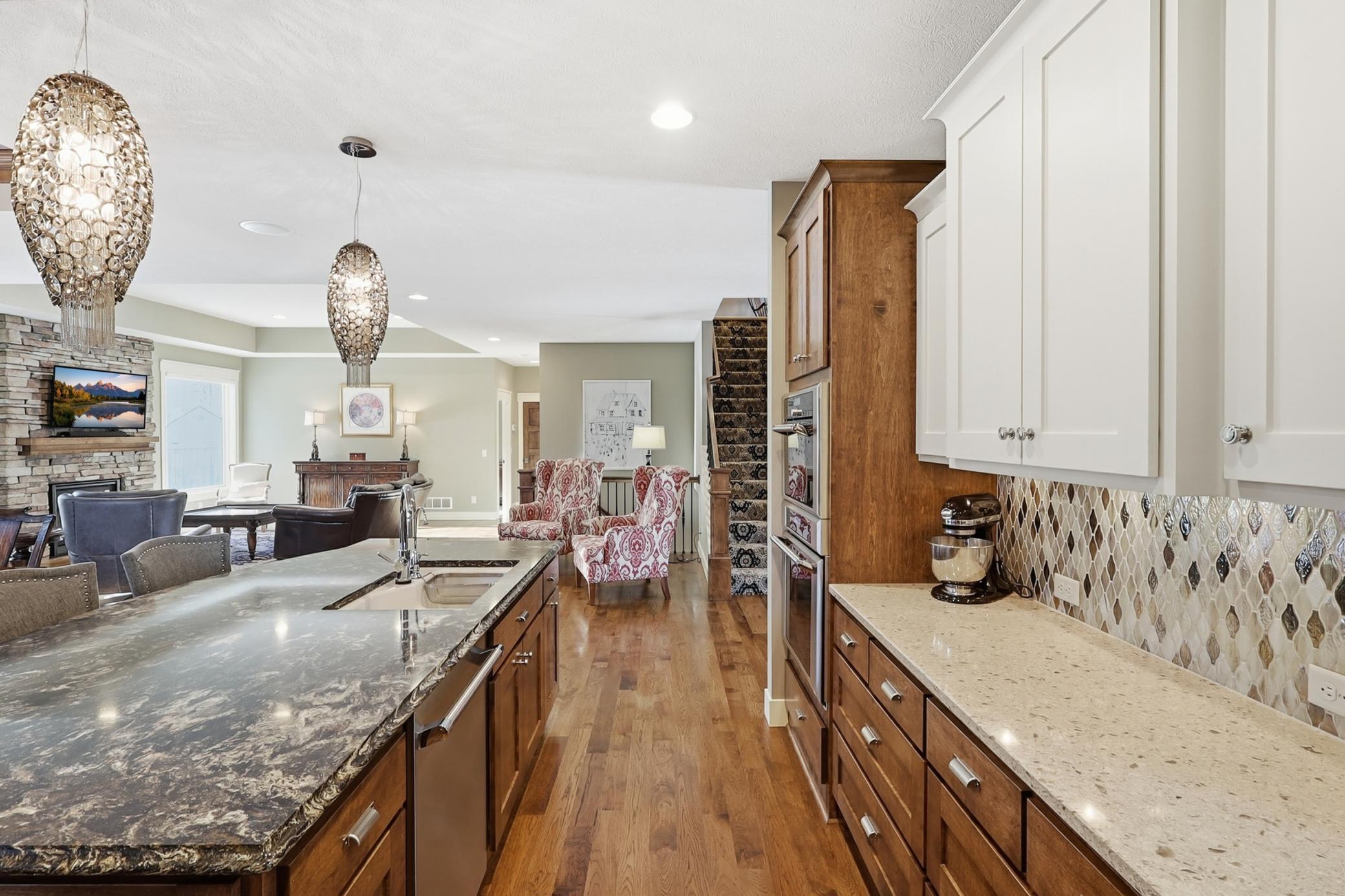 110 Gleahaven Road Wayzata, MN 55391 - Photo 7 of 52