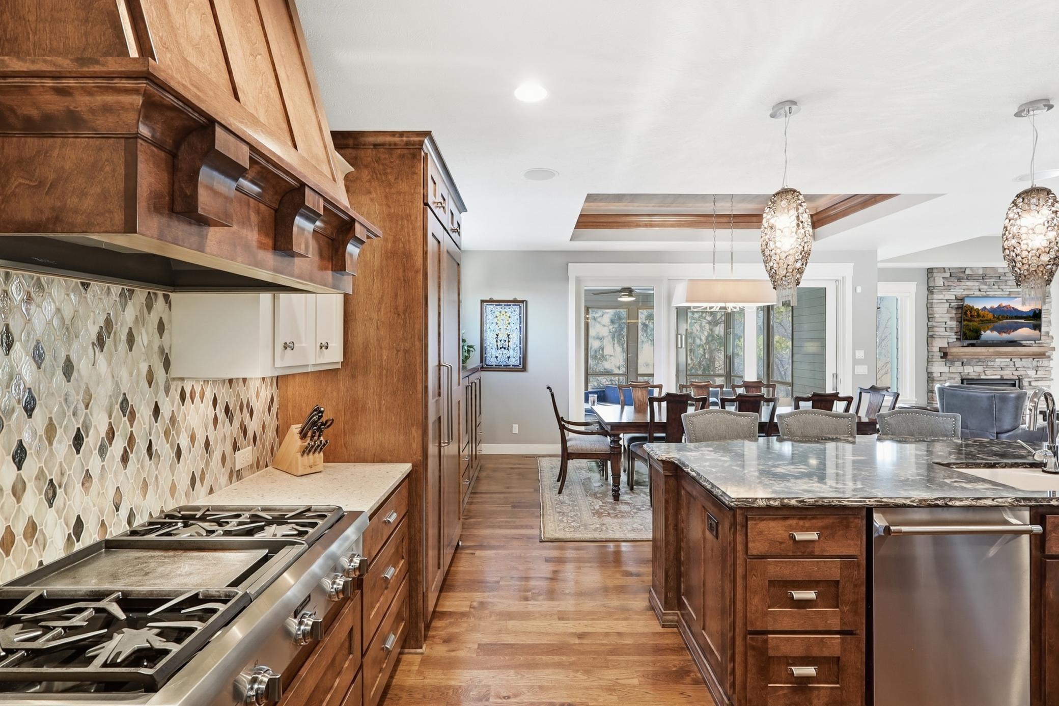 110 Gleahaven Road Wayzata, MN 55391 - Photo 8 of 52