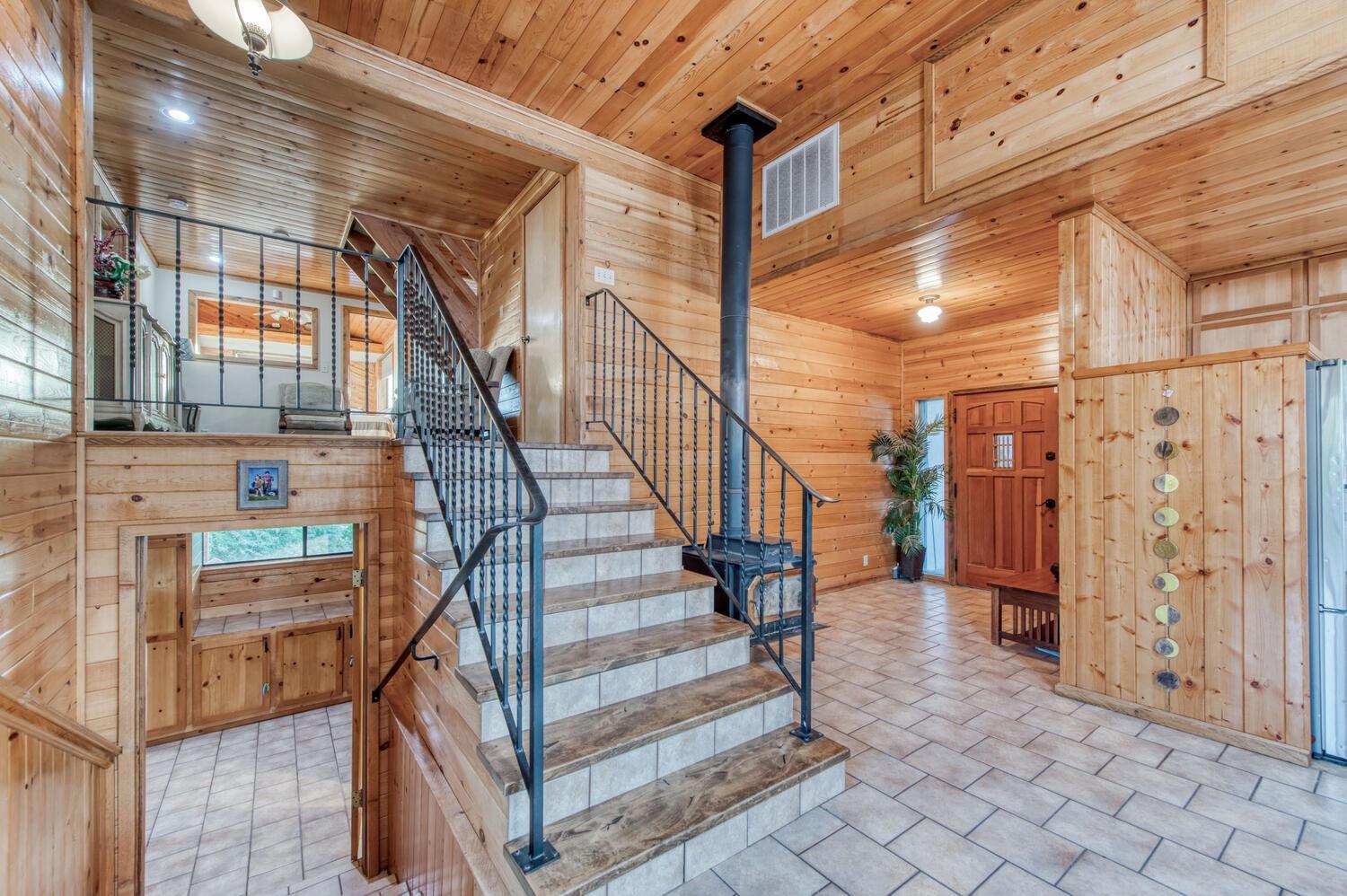 49376 House Ranch Road O'Neals, CA 93645 - Photo 12 of 70 a view of entryway