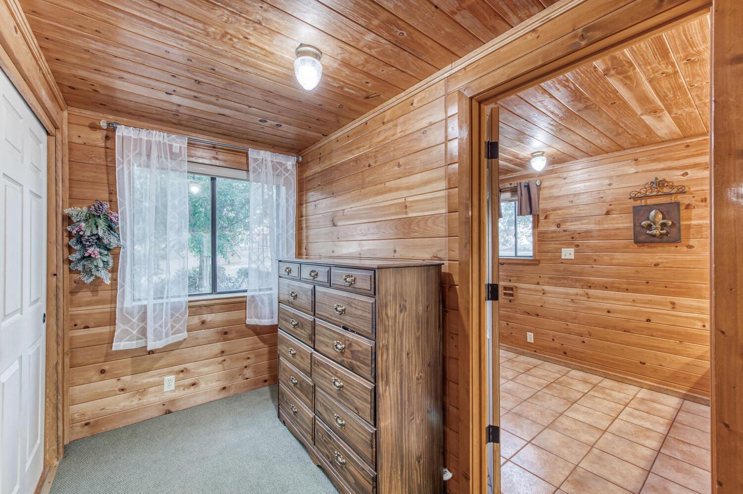 49376 House Ranch Road O'Neals, CA 93645 - Photo 36 of 70 a view of entry way with wooden door