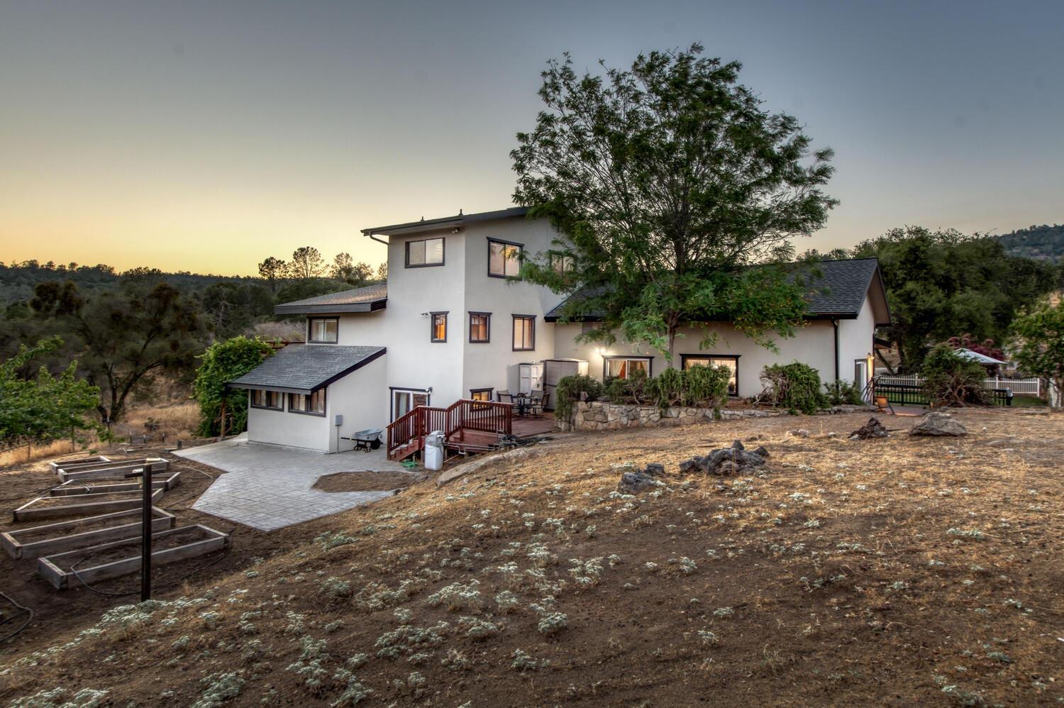 49376 House Ranch Road O'Neals, CA 93645 - Photo 64 of 70 a view of a house with backyard and sitting area