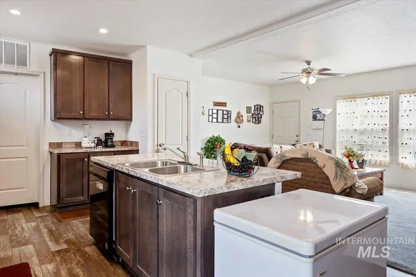 $349,900 | 121 Sunset Drive North, Hagerman, ID 83332