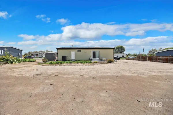 $349,900 | 121 Sunset Drive North, Hagerman, ID 83332