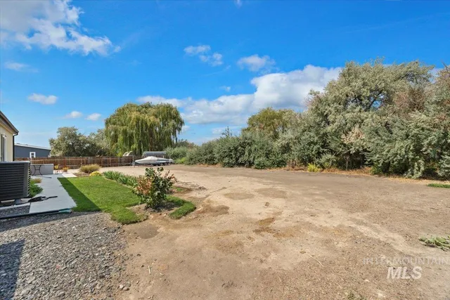 $349,900 | 121 Sunset Drive North, Hagerman, ID 83332