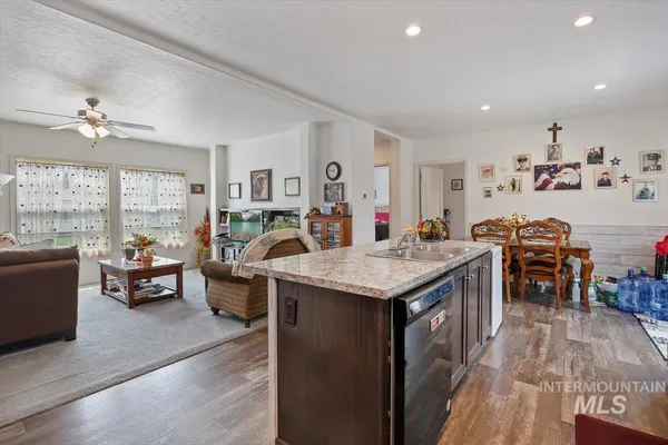 $349,900 | 121 Sunset Drive North, Hagerman, ID 83332