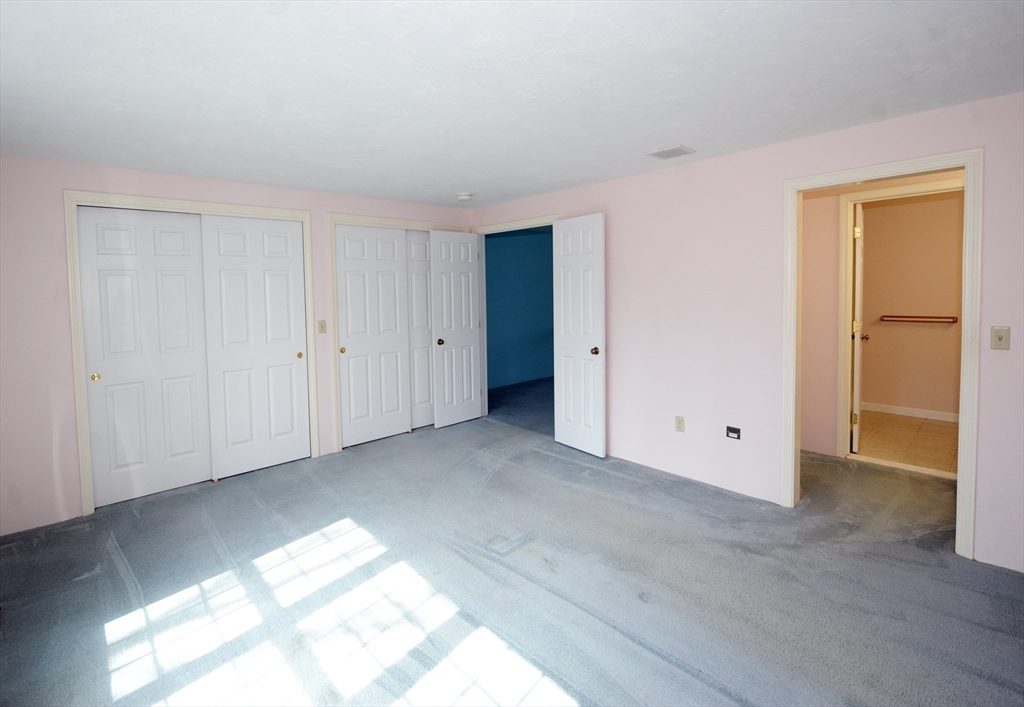 401 Ridgefield Circle, Unit B Clinton, MA 01510 - Photo 10 of 21 Gallery Image 10