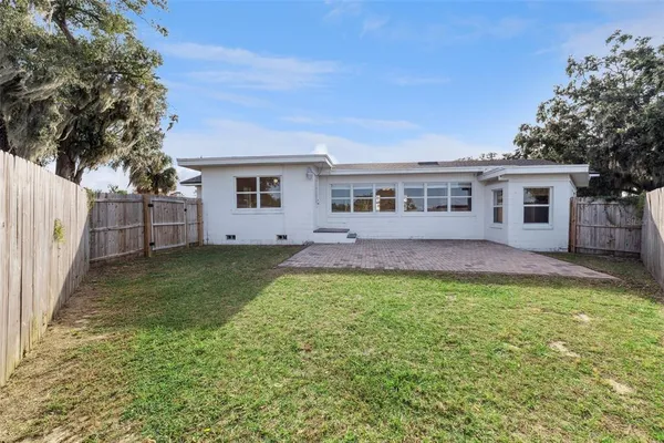 a view of outdoor space yard and front view of a house