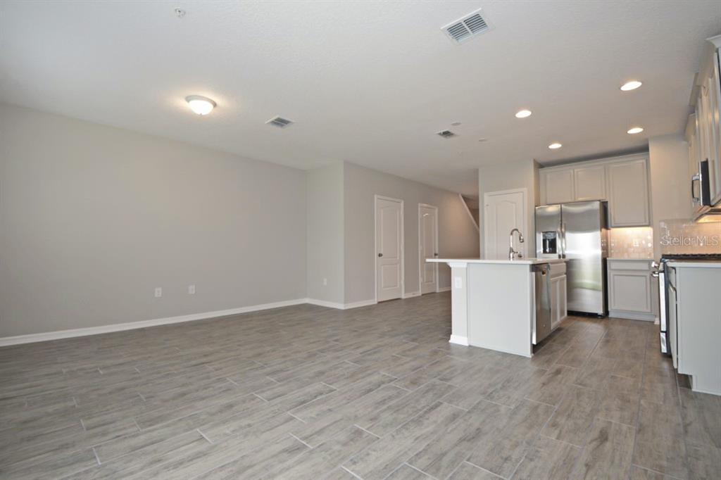 224 Rustic Loop Sanford, FL 32771 - Photo 5 of 39 Gallery Image 5