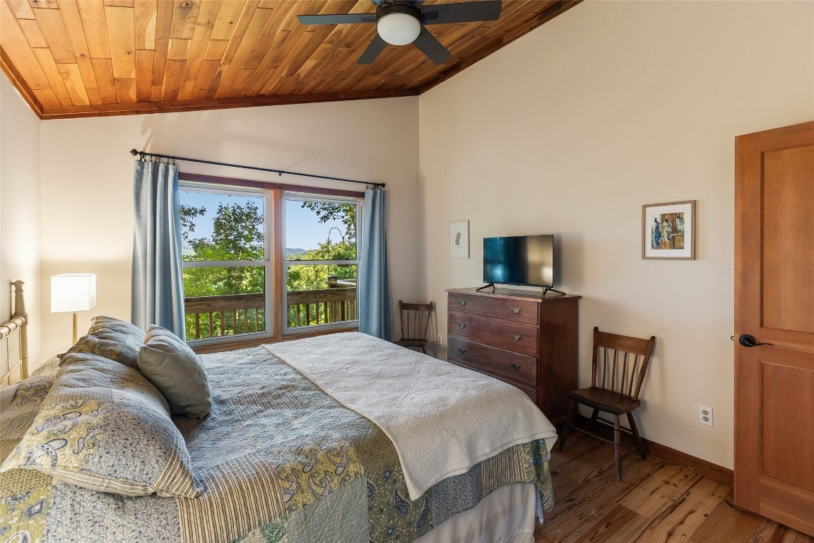 471 Rivard Road Glenville, NC 28736 - Photo 50 of 66 guest bedroom with views