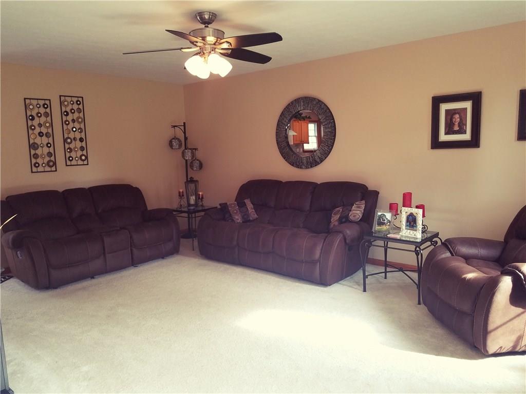 244 North Road Butler, PA 16001 - Photo 3 of 24 Nice sized living room
