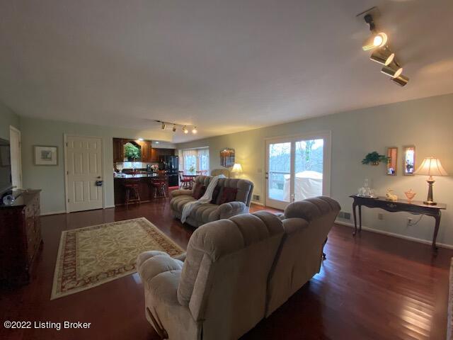 1015 Stone House Ridge Road Bardstown, KY 40004 - Photo 10 of 30 10
