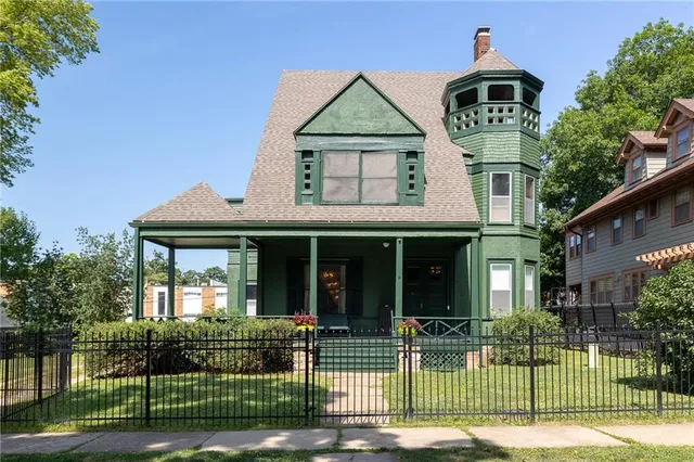 $720,000 | 3632 Locust Street, Kansas City, MO 64109