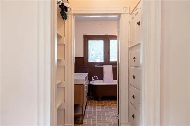 $720,000 | 3632 Locust Street, Kansas City, MO 64109