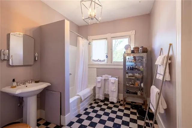 $720,000 | 3632 Locust Street, Kansas City, MO 64109