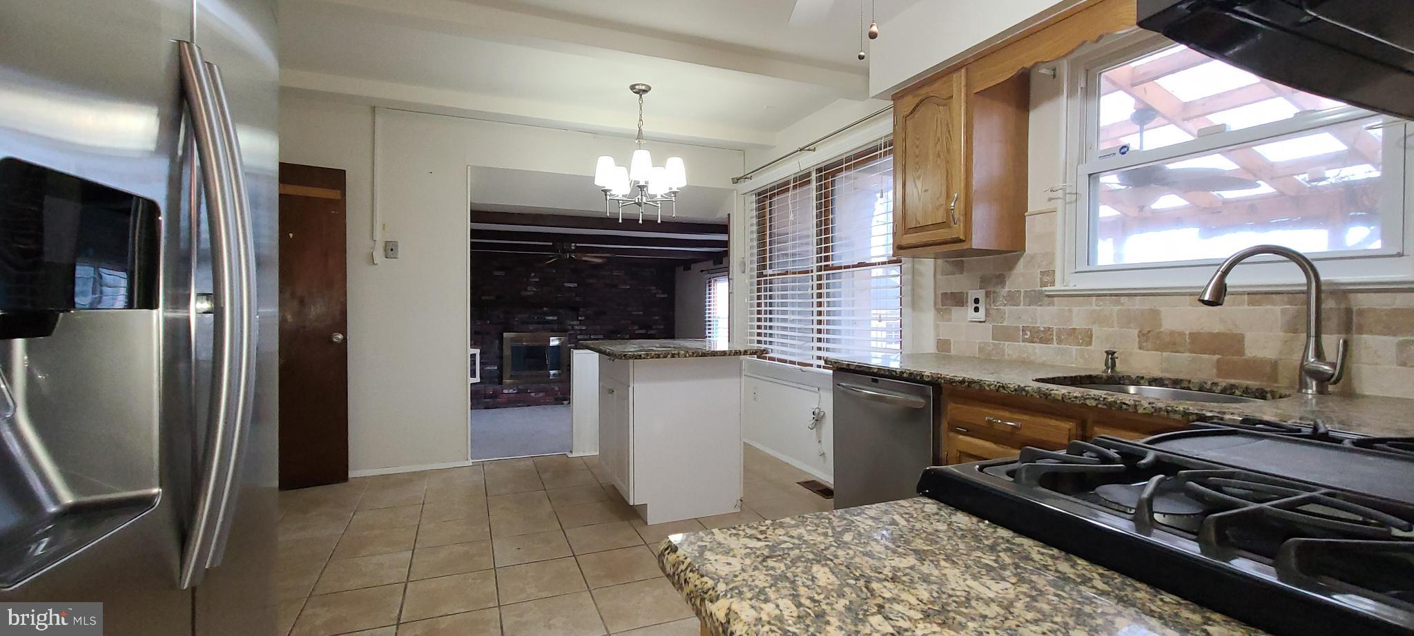 41 Greenvale Road Cherry Hill, NJ 08034 - Photo 7 of 22 Gallery Image 7