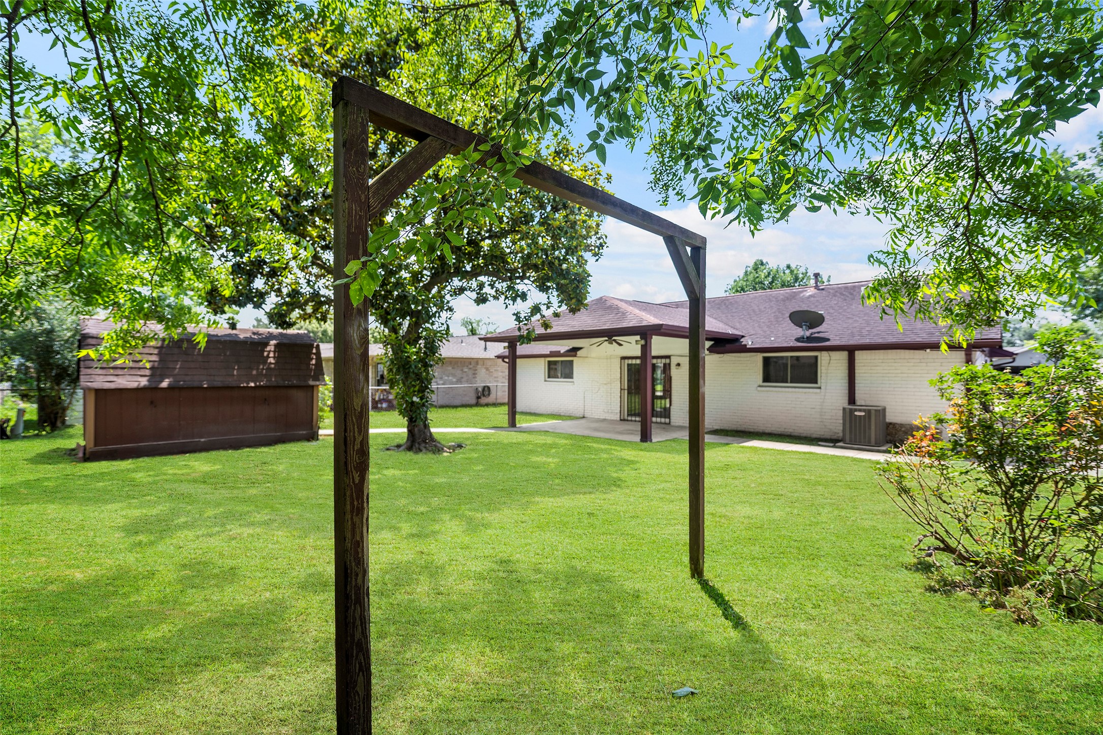 4511 Connorvale Road Houston, TX 77039 - Photo 22 of 25 Backyard