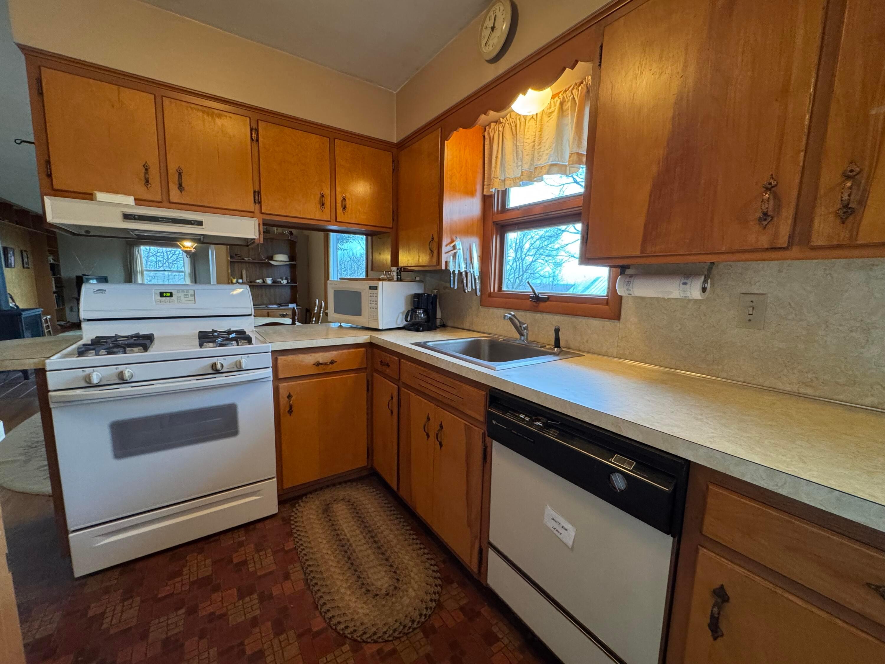 3090 Melick Road Utica, OH 43080 - Photo 16 of 36 IMG_1004