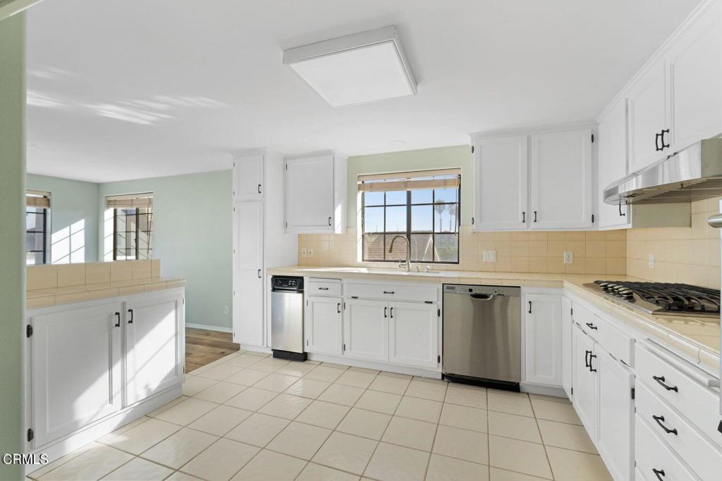 5120 Seabreeze Way Oxnard, CA 93035 - Photo 18 of 57